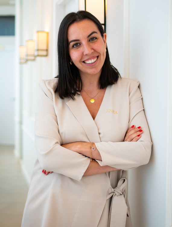 DRA. BEGOÑA PLA PERIS (Medicina Especializada en Endocrinología y Nutrición)