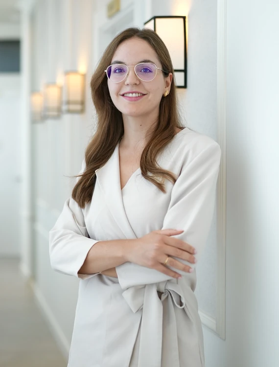 Mar Carrión Martínez, recepción en ENEA Clínica